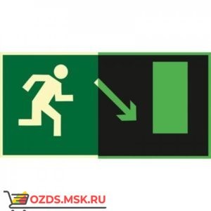 Знак E07 Направление к эвакуационному выходу направо вниз (Фотолюминесцентный Пластик 150 x 300) Т2